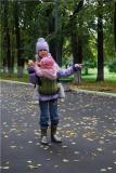 слингорюкзак 58КБ Еще один удобный для ребенка и родителя шарфовый слингорюкзак. Эллевиль Джейд Спринг (Ellevill Jade Spring)

 Боковые застежки смещены вперед для удобства застегивания. Капюшон.